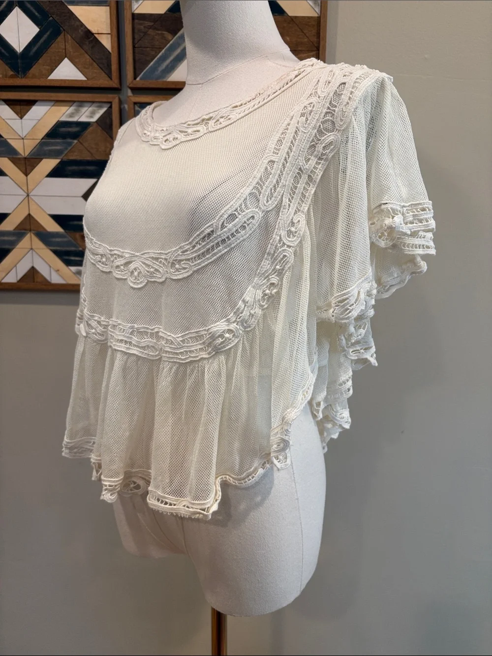 Free People I'm Pretty, Okay Top Ivory Lace size Medium